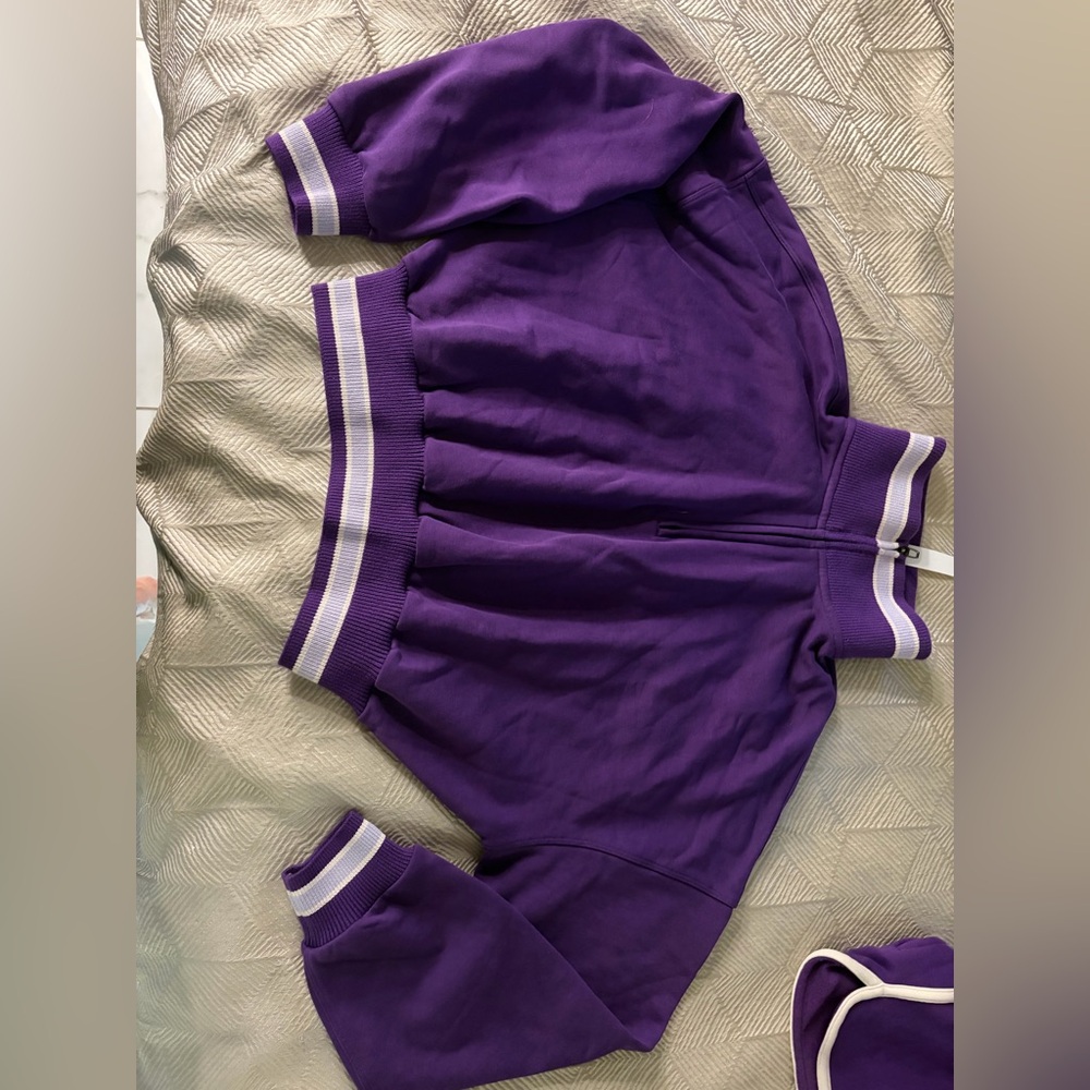 Perfectly Oversized Ringer
Funnel-Neck Half Zip - Picture 2 of 8